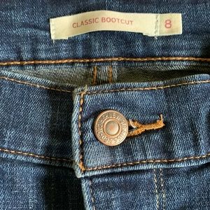 Levi’s Bootcut Jeans